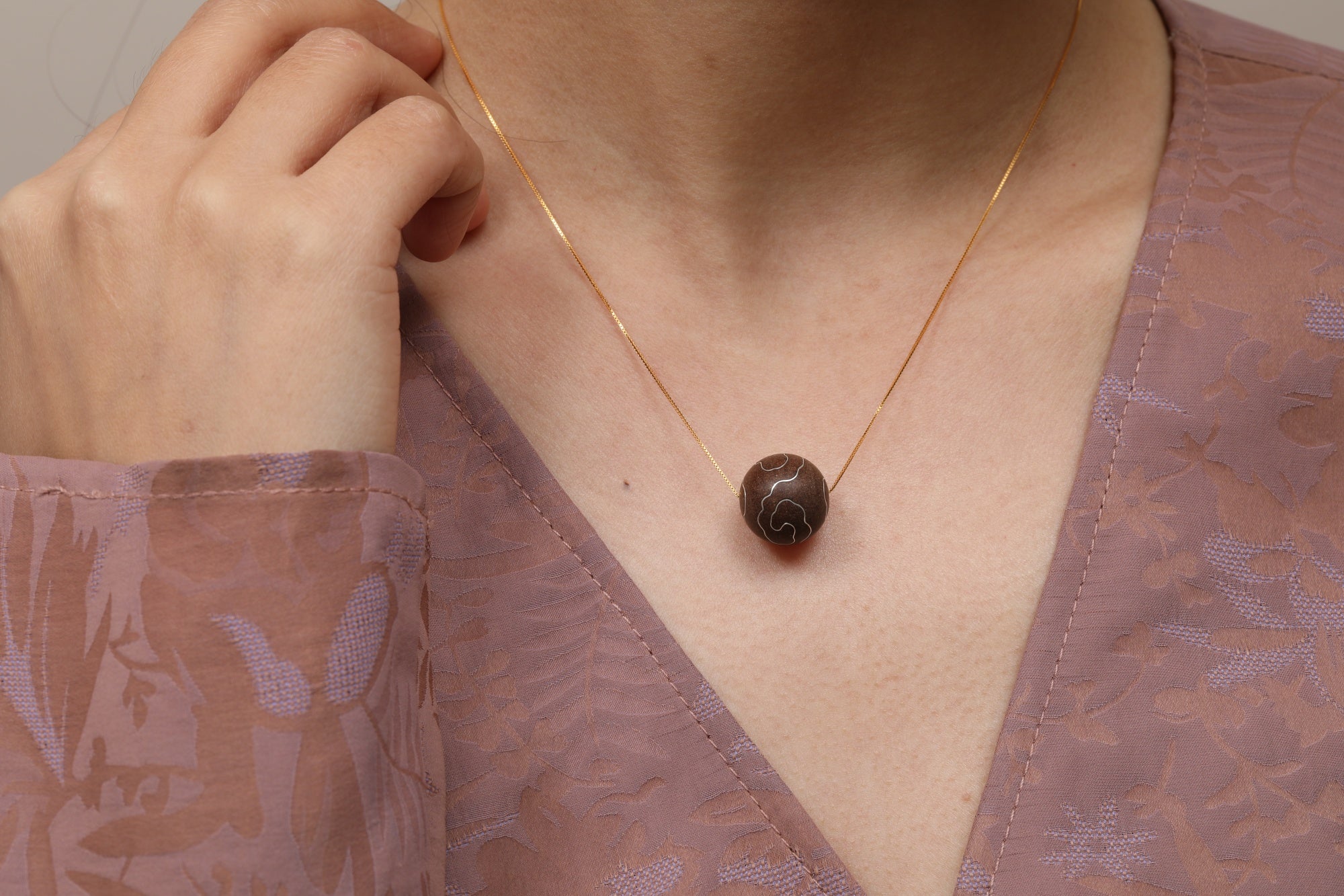 Fragrance good luck necklace- Wear it in seconds to become a gentle beauty