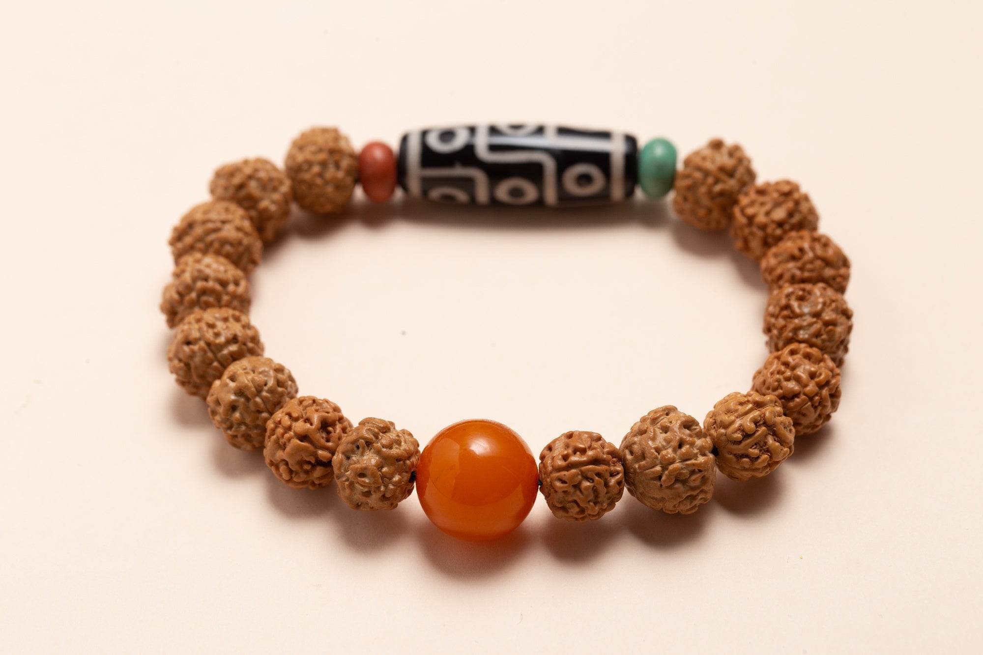 Tianzhu Vajra Bodhi attrae ricchezza positiva e negativa, migliora la ricchezza e la carriera.