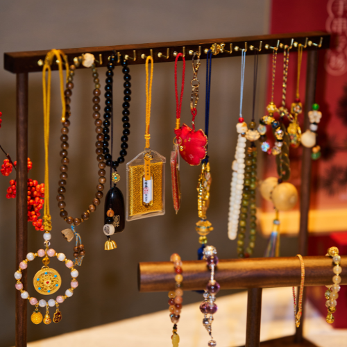 🎁 Mystery Lucky Bracelet (Blind Box!) + 🔮 Personal Feng Shui Consultation